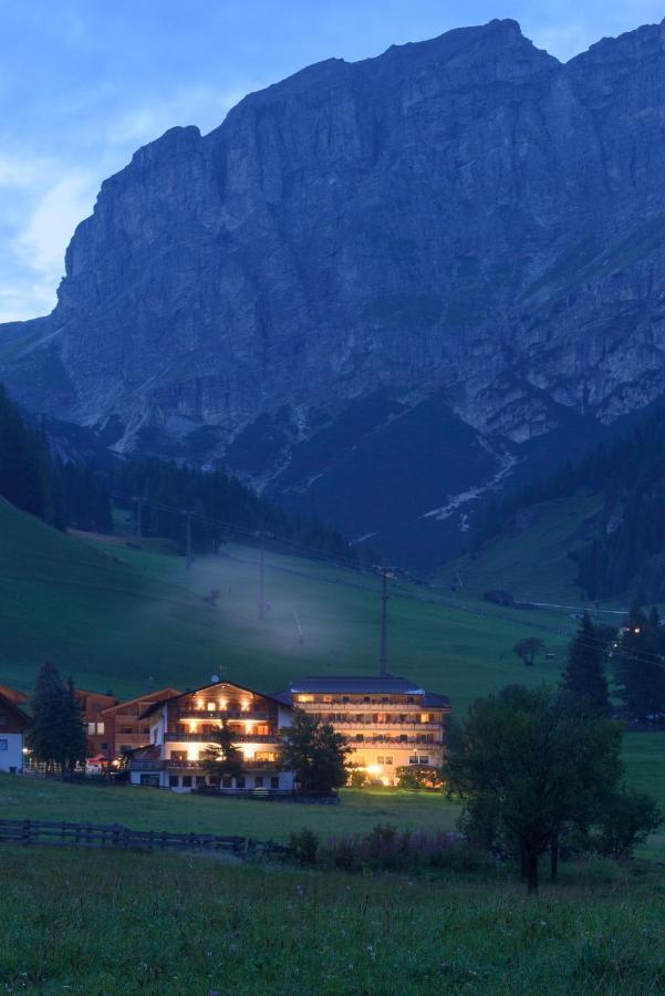 Garni Bel Air Hotel Colfosco Exterior photo