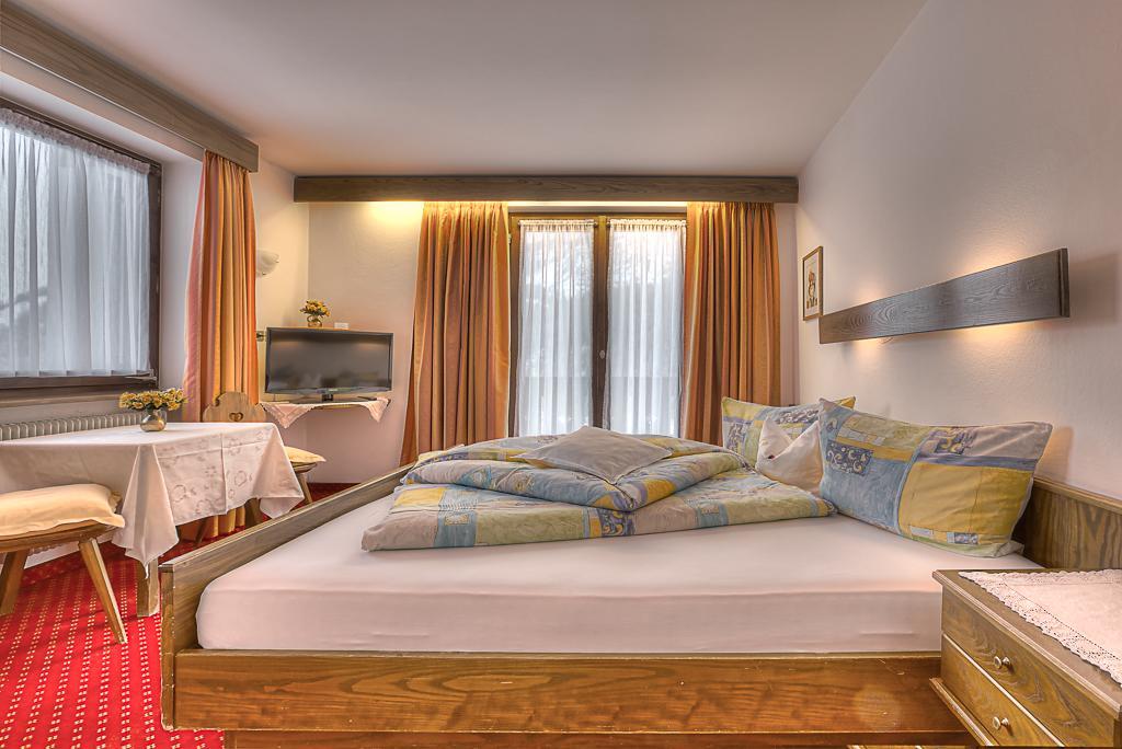 Garni Bel Air Hotel Colfosco Exterior photo