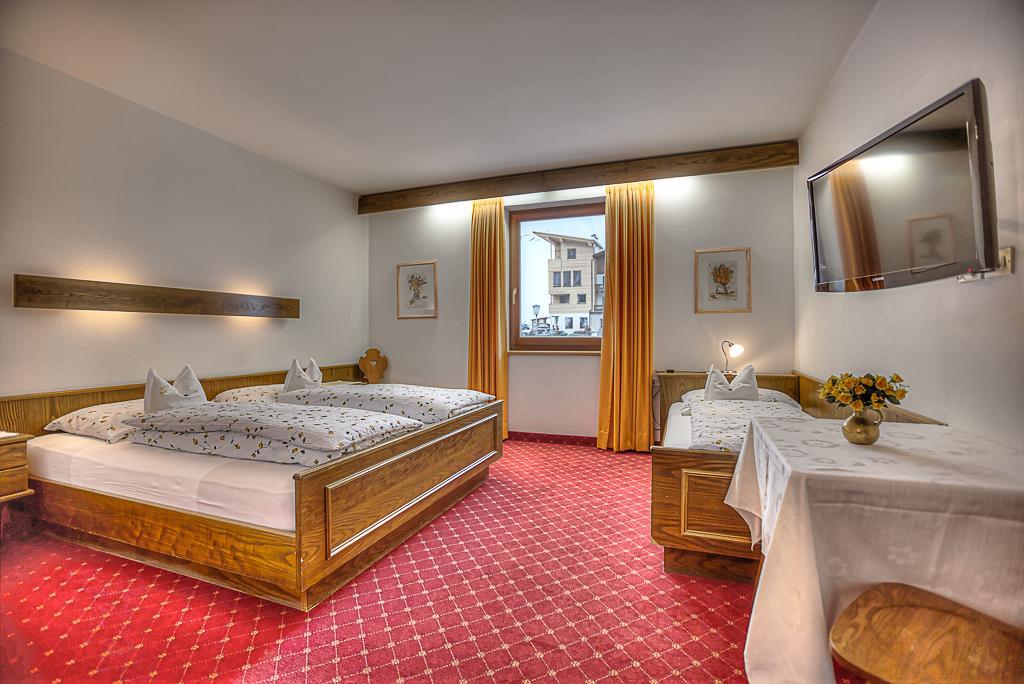Garni Bel Air Hotel Colfosco Exterior photo